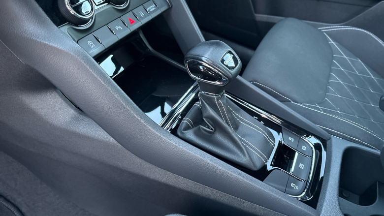 Skoda Karoq 1.5 TSI Sportline 5dr DSG Petrol Estate